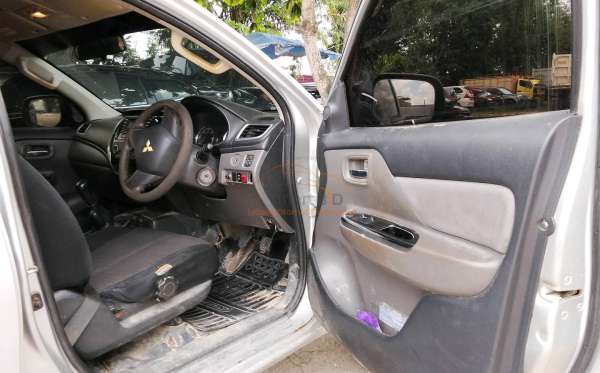 MITSUBISHI DC GLS 4X4