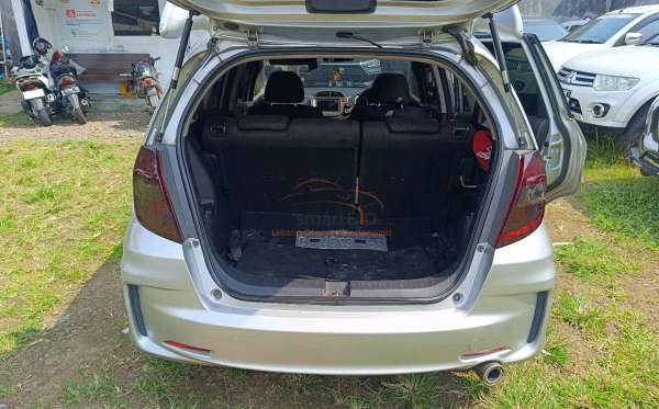 HONDA JAZZ GE8 1.5 E