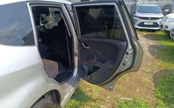 HONDA JAZZ GE8 1.5 E