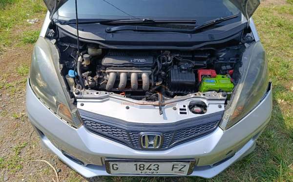 HONDA JAZZ GE8 1.5 E