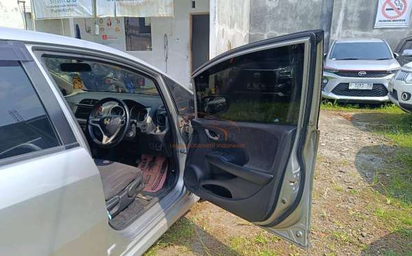 HONDA JAZZ GE8 1.5 E