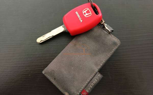 HONDA JAZZ GE8 1.5 E