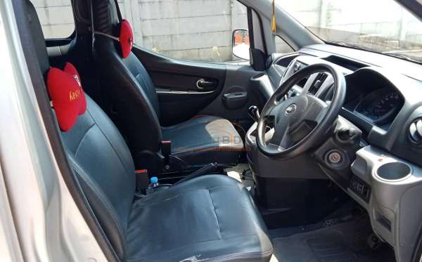 NISSAN EVALIA 1.5