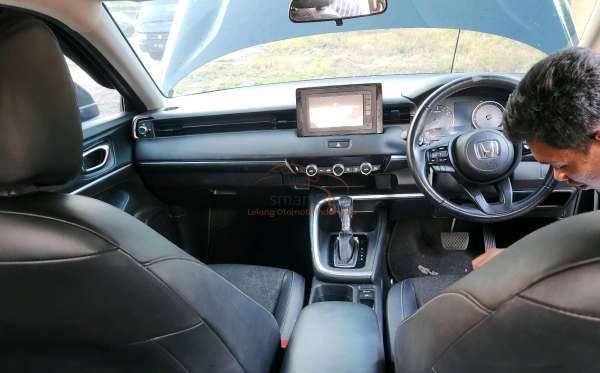HONDA HRV 1.5L E CVT