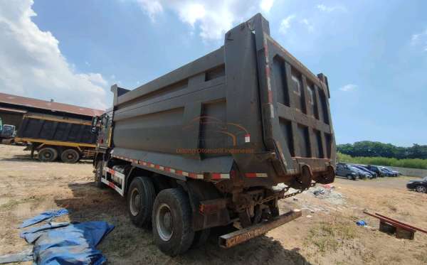 SINOTRUK  SINOTRUCK HOWO