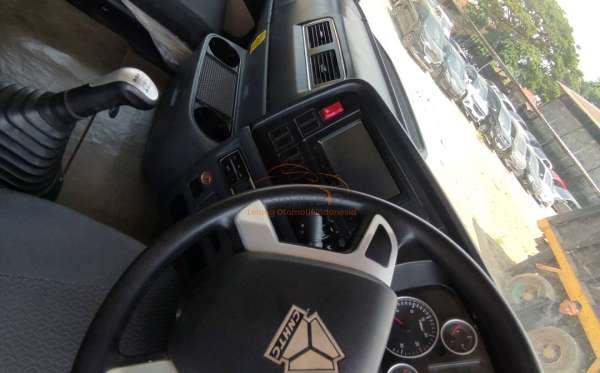 SINOTRUK  SINOTRUCK HOWO