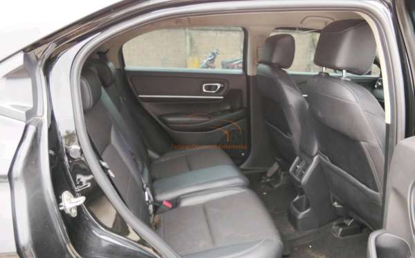 HONDA HRV 1.5L E CVT
