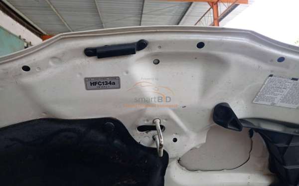 HONDA JAZZ GE8 1.5 E