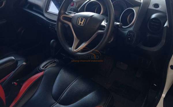 HONDA JAZZ GE8 1.5 E
