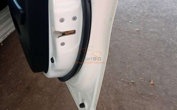 HONDA JAZZ GE8 1.5 E