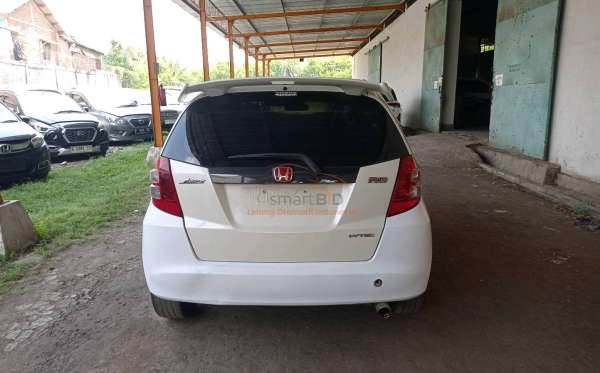 HONDA JAZZ GE8 1.5 E