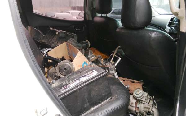 MITSUBISHI  TRITON DC GLS 4X4