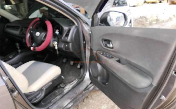 HONDA  HRV  RU1 1.5 S