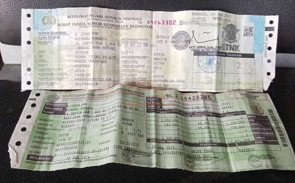 NISSAN GRAND LIVINA XV