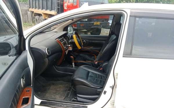 NISSAN GRAND LIVINA XV