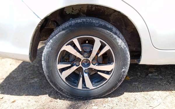 TOYOTA  AVANZA  1.3 TRANSMOVER