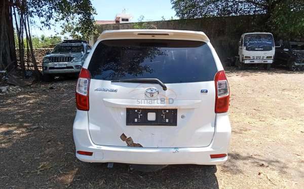 TOYOTA  AVANZA  1.3 TRANSMOVER