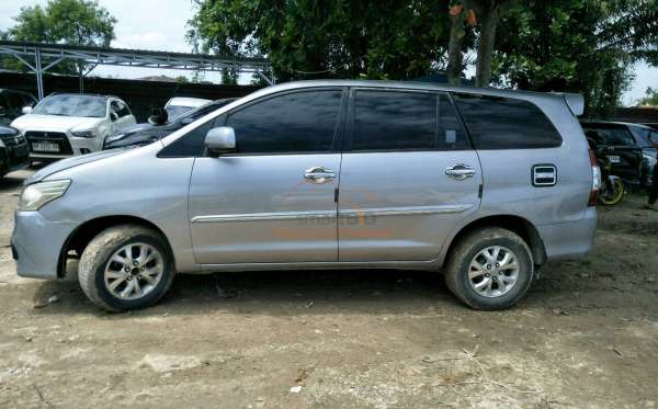 TOYOTA KIJANG INNOVA