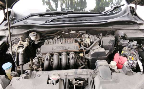 HONDA  HRV  RU1 1.5 S