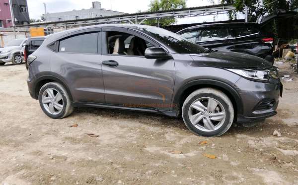 HONDA  HRV  RU1 1.5 S