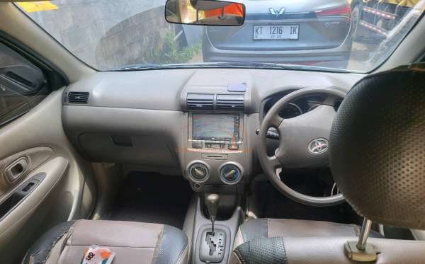TOYOTA AVANZA 1.3 G