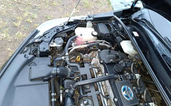 TOYOTA  COROLLA  ALTIS 1.8L HYBRID