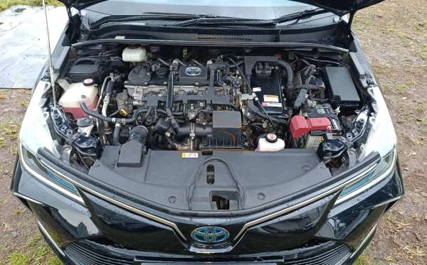 TOYOTA  COROLLA  ALTIS 1.8L HYBRID