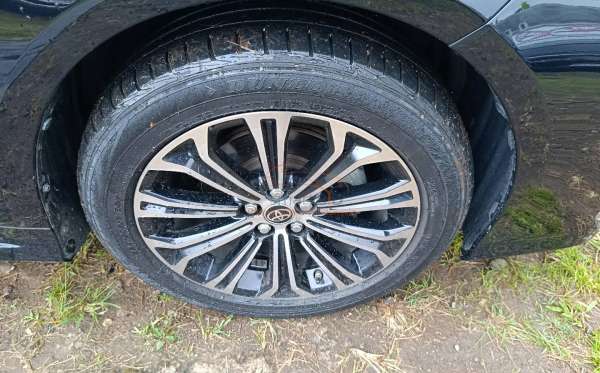 TOYOTA  COROLLA  ALTIS 1.8L HYBRID