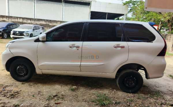 TOYOTA AVANZA 1.3 G