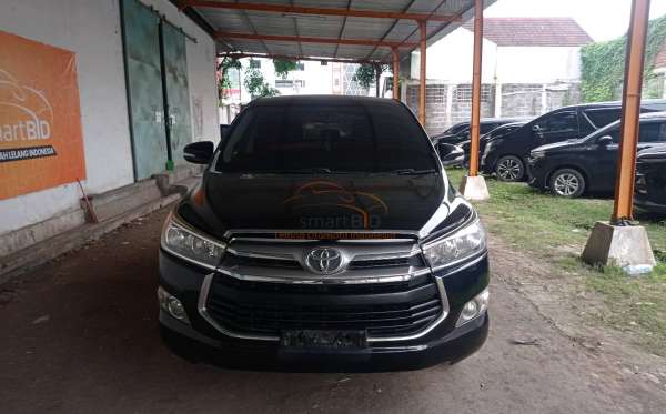 TOYOTA INNOVA