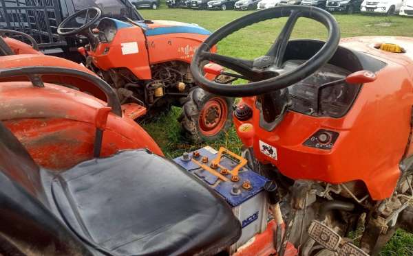 KUBOTA L4018 + KRX164