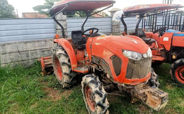 KUBOTA L4018 + KRX164
