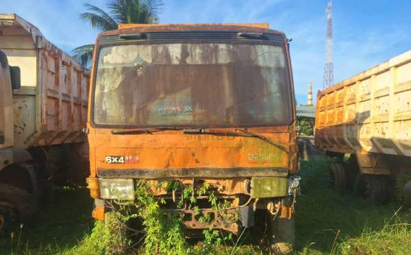 MITSUBISHI FUSO FN 527 ML (6×4) M/T