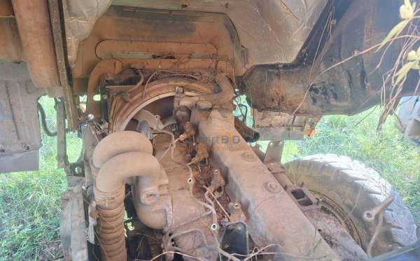 MITSUBISHI FUSO FN 527 ML (6×4) M/T