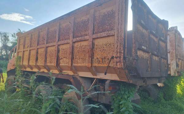MITSUBISHI FUSO FN 527 ML (6×4) M/T