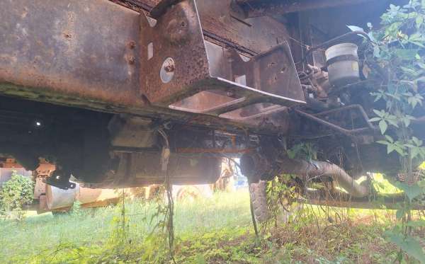 MITSUBISHI FUSO FN 527 ML (6×4) M/T