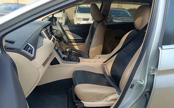 MITSUBISHI XPANDER GLS