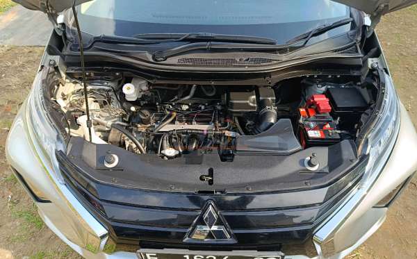 MITSUBISHI XPANDER GLS