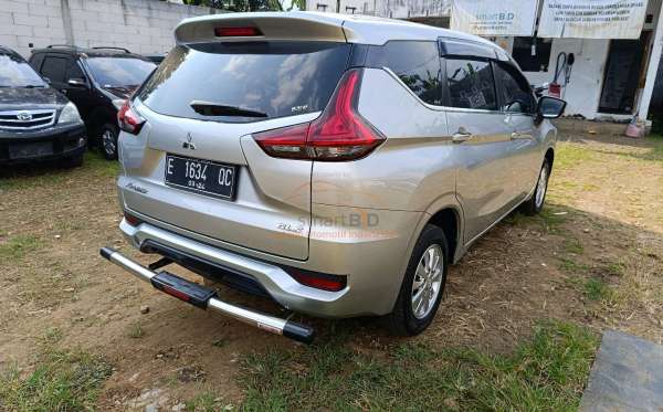 MITSUBISHI XPANDER GLS
