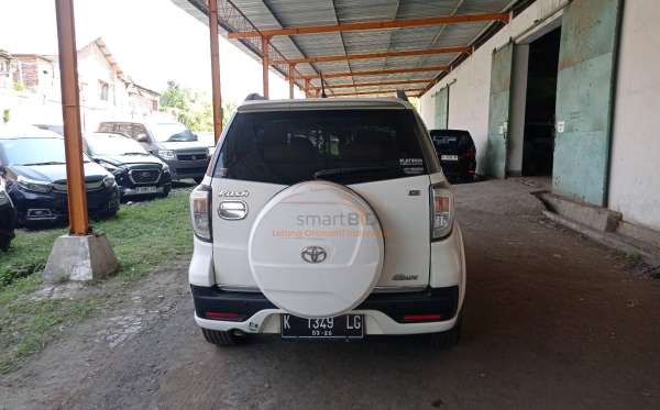 TOYOTA RUSH 1.5 G A/T