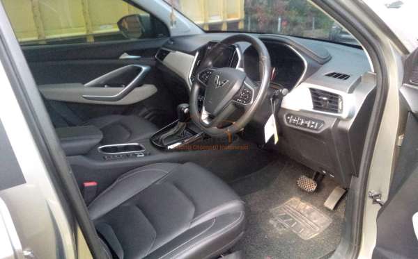 WULING Almaz 1.5LT LUX + SC CVT (4X2) A/T