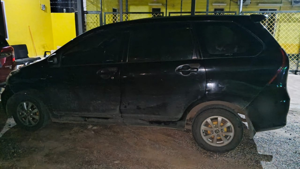 TOYOTA AVANZA