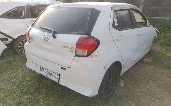 DAIHATSU AYLA 1.0 X