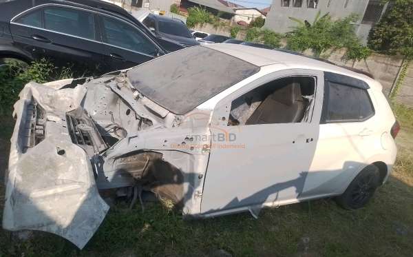 DAIHATSU AYLA 1.0 X
