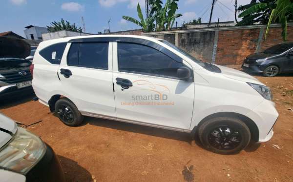 DAIHATSU SIGRA D