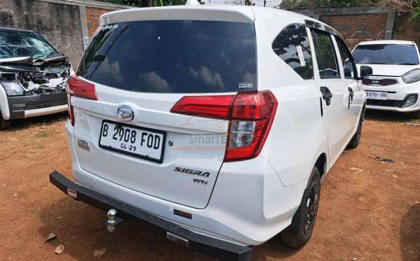 DAIHATSU SIGRA D