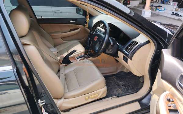 HONDA ACCORD CM5 VTI