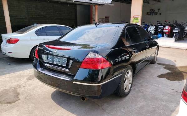 HONDA ACCORD CM5 VTI