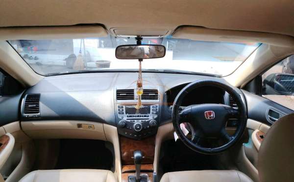 HONDA ACCORD CM5 VTI