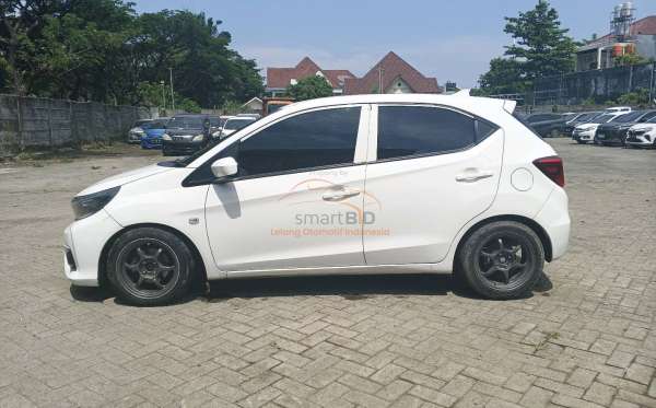 HONDA BRIO SATYA E